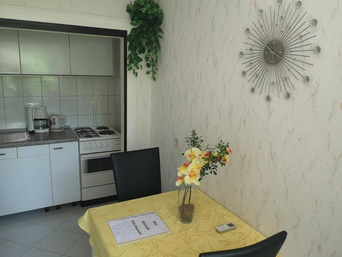 Apartments & Rooms Anita フヴァル エクステリア 写真